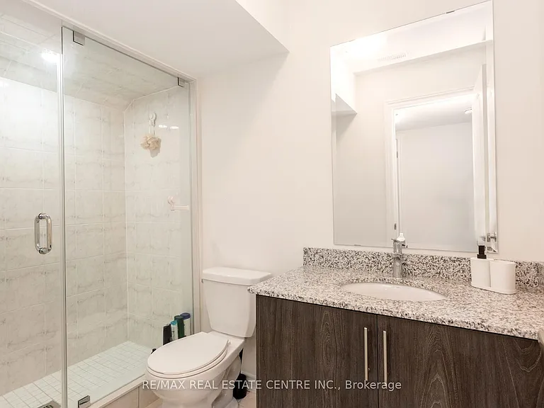 353 Inspire Blvd — Photo 29