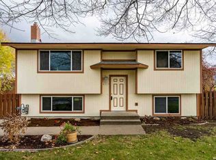 4920 N Idaho Rd, Newman Lake, WA 99025