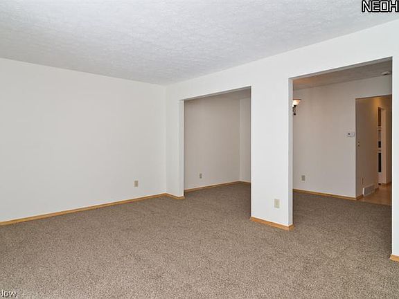 5th image of 5565 Candlewood Ct #0