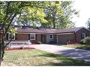 7911 Hilltop Ln, Indianapolis, IN