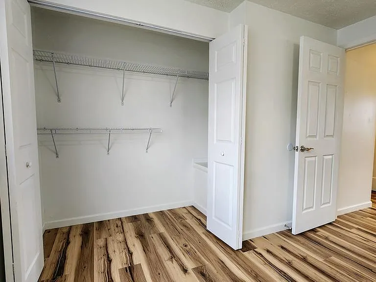 431 Devon Dr — Photo 21