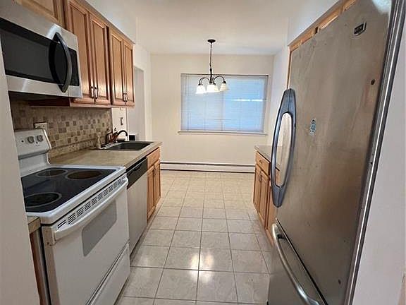 5th image of 6 Sierra Vista Ln