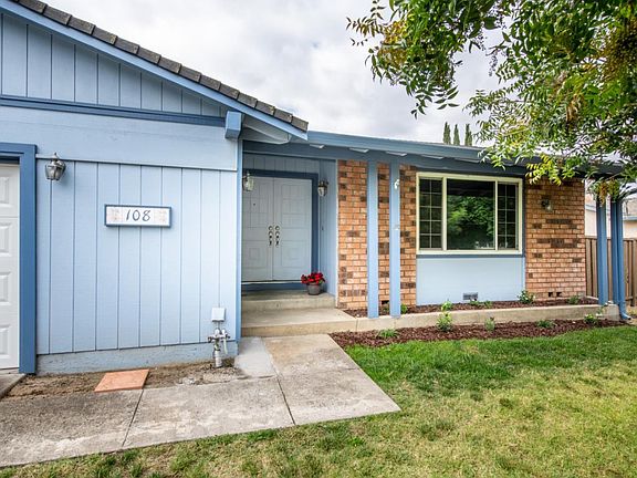 2nd image of 108 Cashew Blossom Dr
