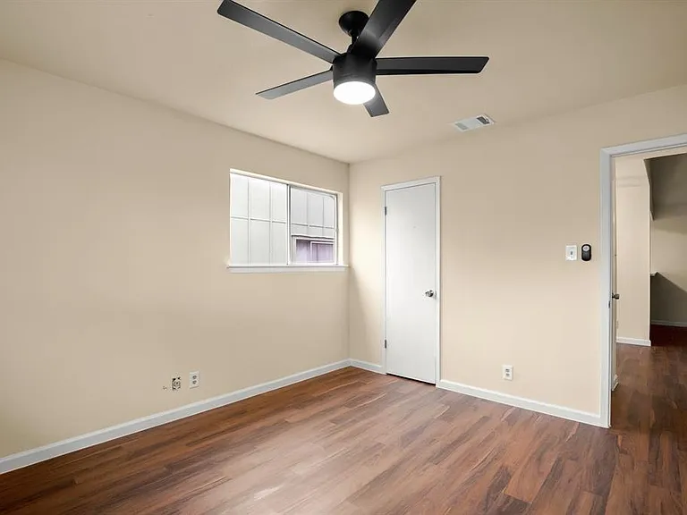 10711 Lanshire Dr #A — Photo 16
