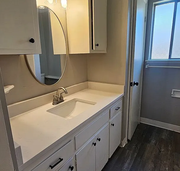 Broadway Apartments in Rose District — Photo 8