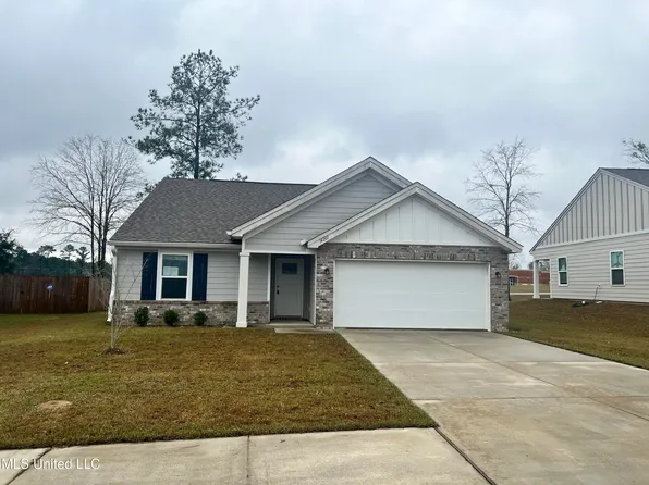 14201 Sanctuary Trails Dr, Gulfport, MS 39503