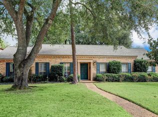 2213 N Memorial Ct, Pasadena, TX 77502