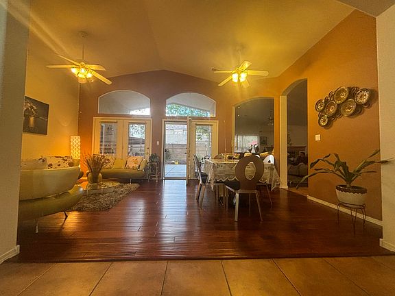 2nd image of 6012 Sipapu Ave NW