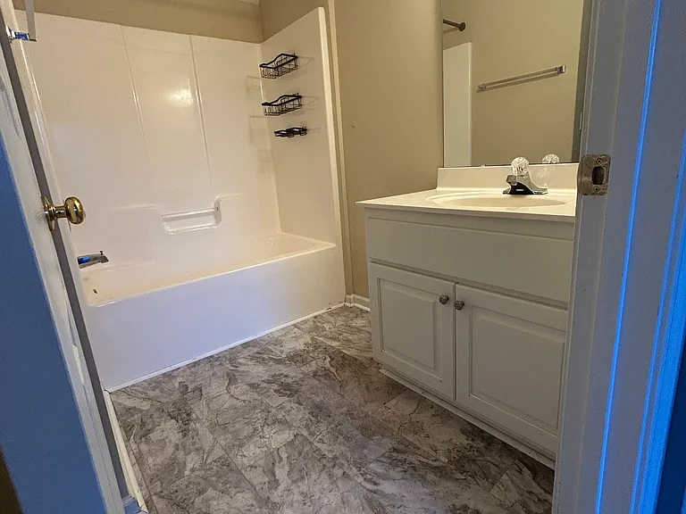 375 Northwood St — Photo 22