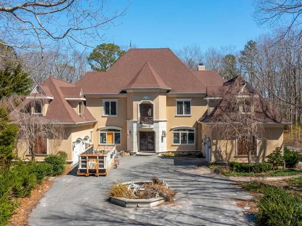 253 Aschwind Ct, Galloway, NJ 08205