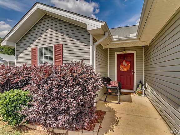 3rd image of 35 Griffin Dr
