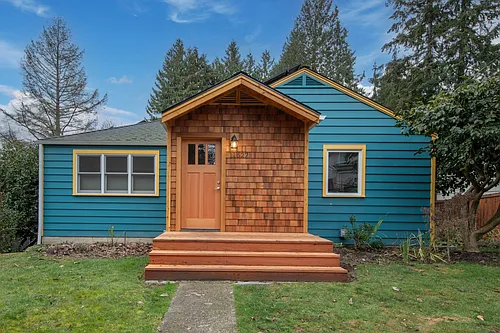 11527 39th Ave NE Photo 1 11527 39th Ave NE Photo 1