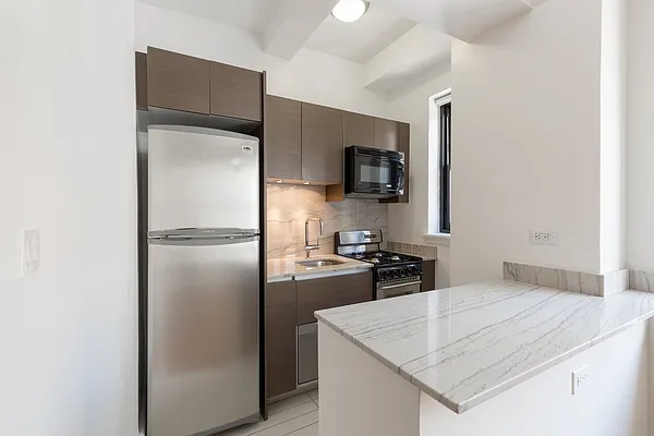 Rented by Stonehenge NYC LLC | media 3