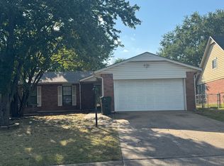 1406 N Dogwood St, Owasso, OK 74055
