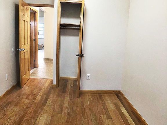 2nd image of 71 Bay 38th St Floor 3