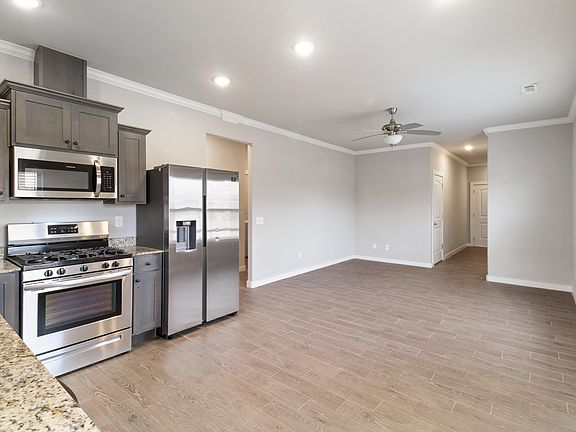 5th image of 400 Barbet Dr
