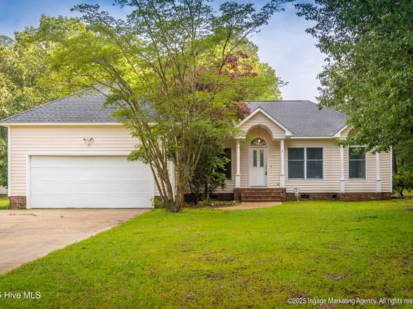 1210 Davenport Place, Winterville, NC 28590
