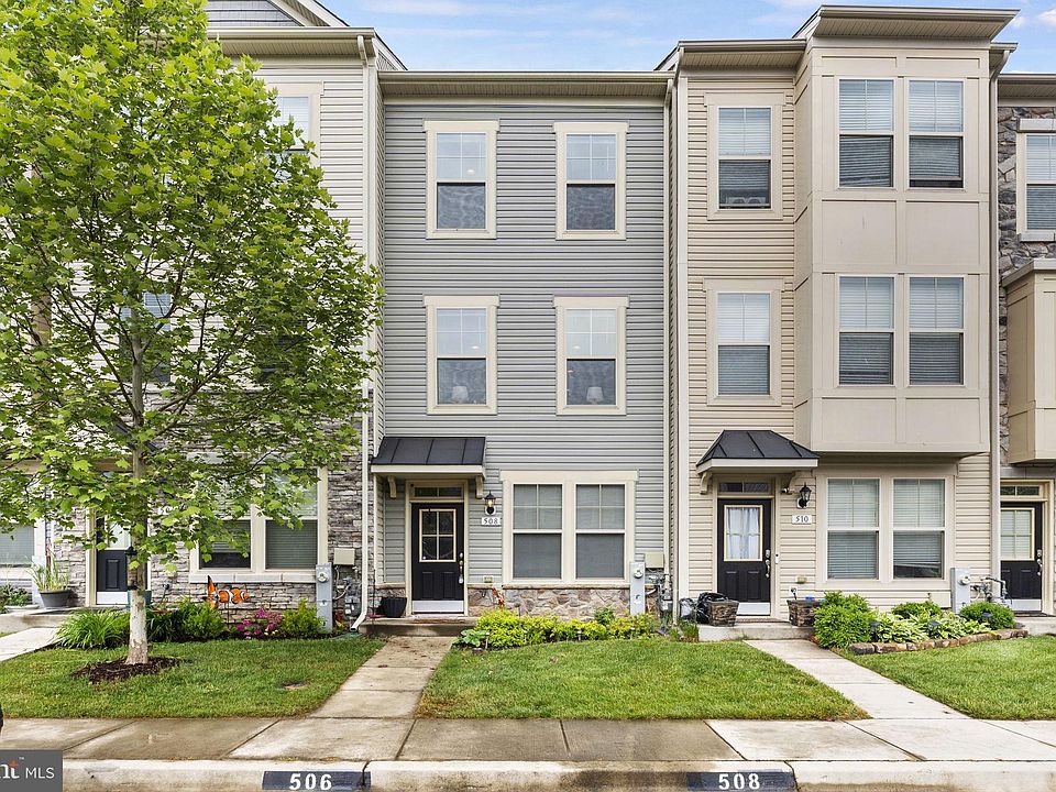 1st image of 508 Pebblebrook Ln