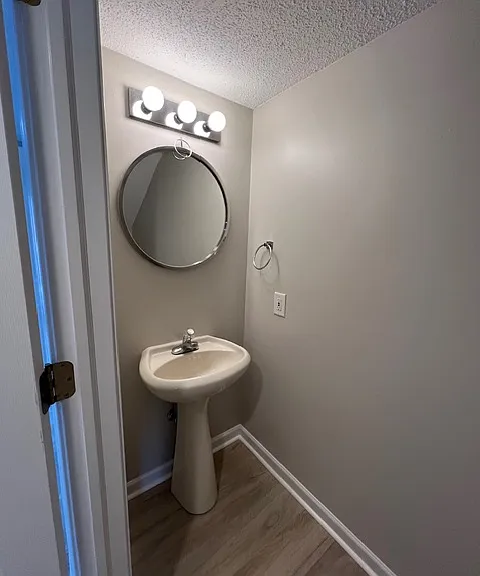 2641 E Olson Dr — Photo 22