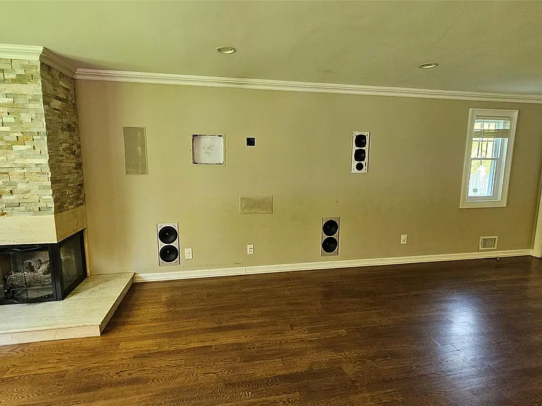 72 Schriever Ln — Photo 9