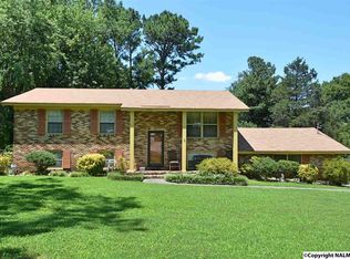 2816 Brett Rd NW, Huntsville, AL 35810