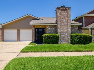 7822 Micheline Cir, Houston, TX 77071