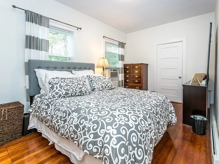 30 Appleton St #1 — Photo 9