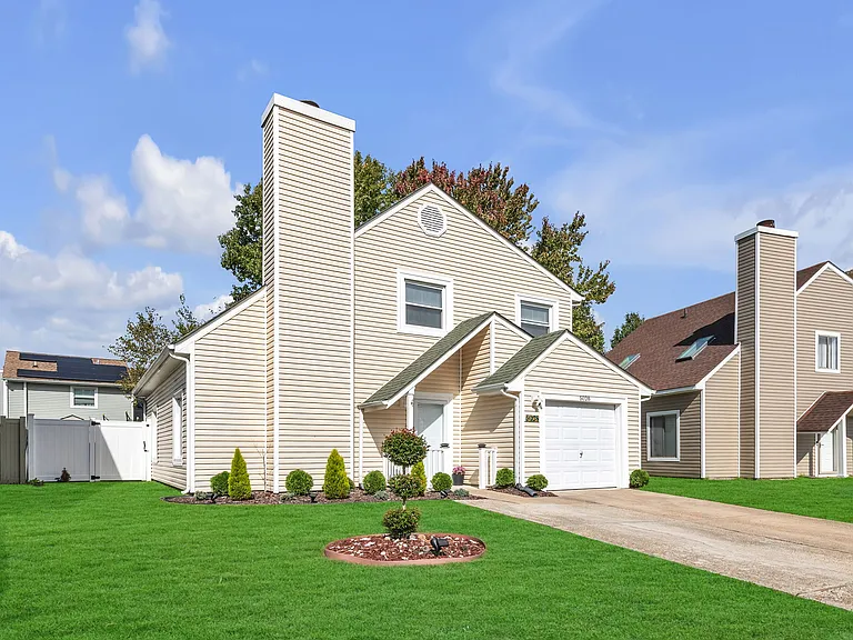 5028 Halwell Dr — Photo 3