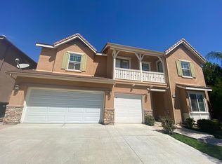 13710 Hunters Run Ct, Corona, CA 92880