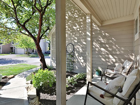 4th image of 3387 Fishinger Mill Dr
