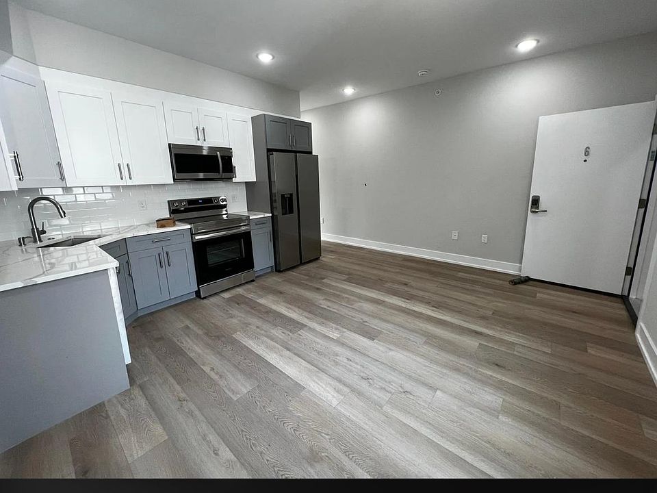 1st image of 719 N 35th St #3-6