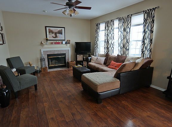 4th image of 4801 Princeton Ln