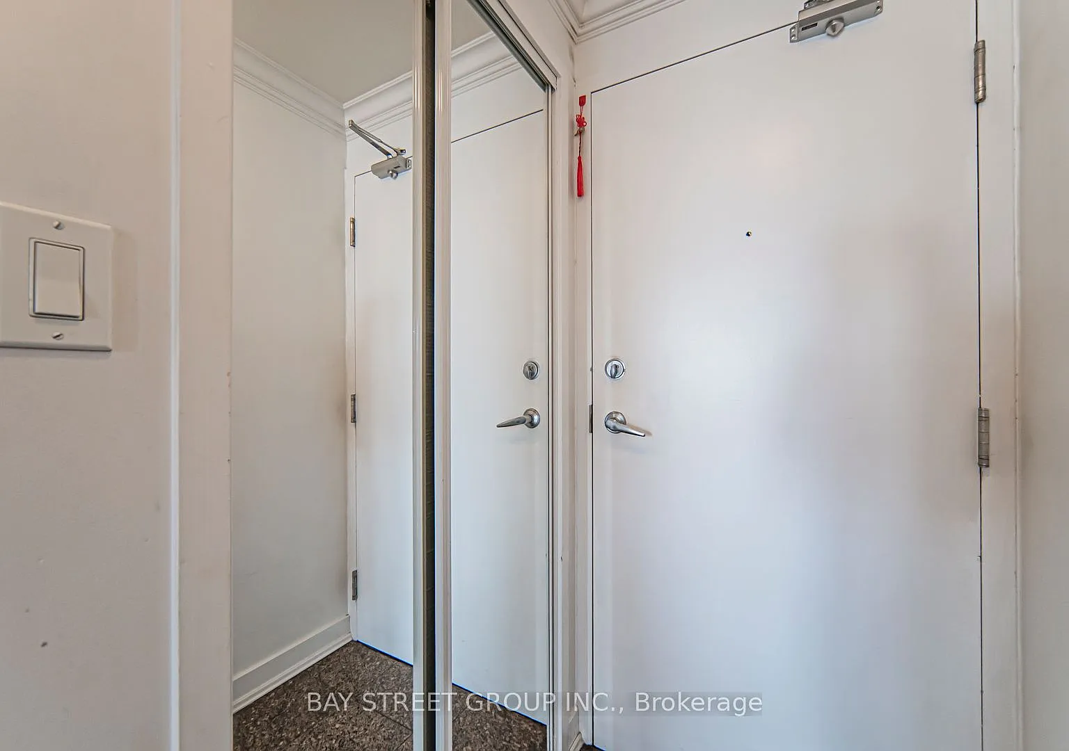 2 bed, $2,750 — Photo 4