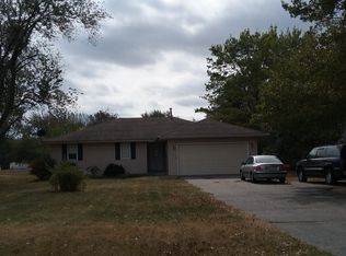 707 Otto Rd, Machesney Park, IL 61115