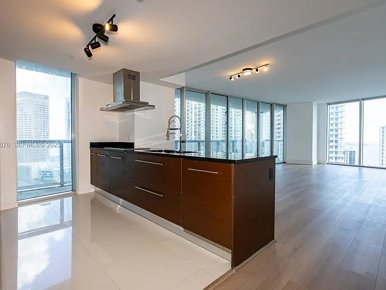 495 Brickell Ave #2102 — Photo 8