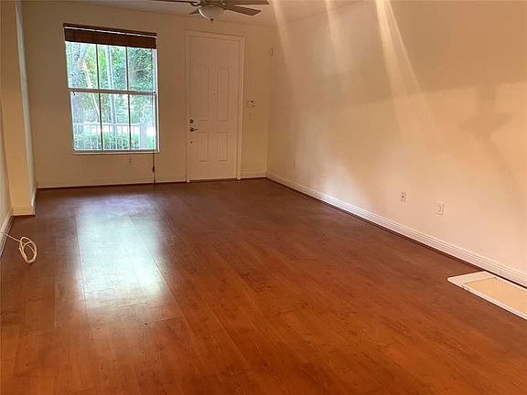 4th image of 416 SW 14th Ave #416