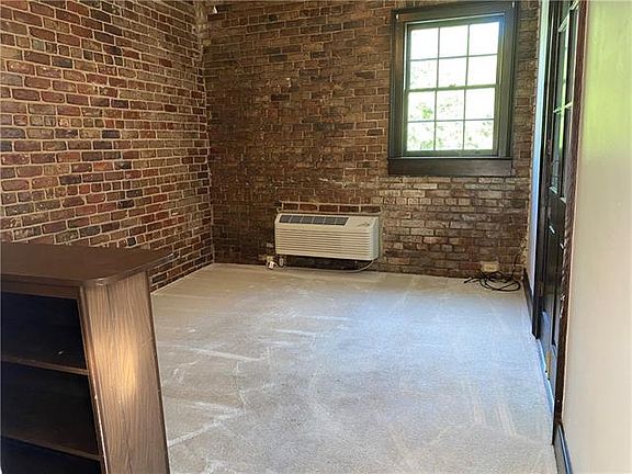 3rd image of 1220 Chartres St APT 10