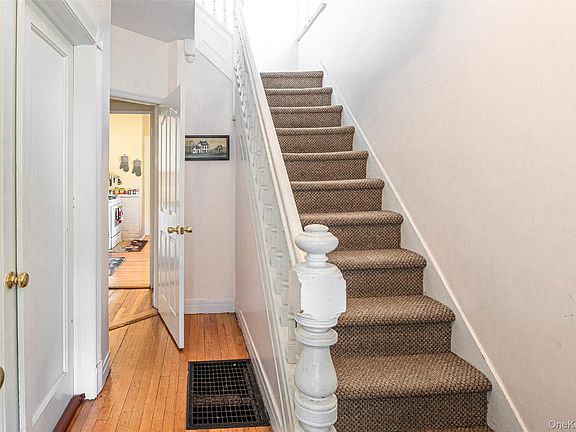 4th image of 63 Wallace Street