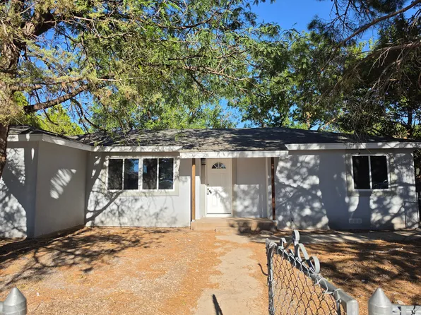 1523 S Avenue F, Portales, NM 88130