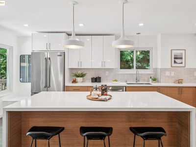 6738 Aitken Dr, Oakland, CA, 94611