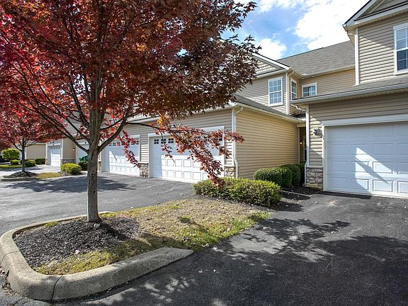3rd image of 9105 Polaris Lakes Dr