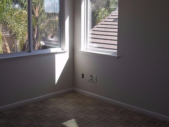 5th image of 10530 Rubicon Ave