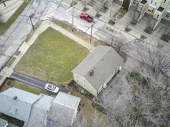 3rd image of 1344 W 49th St