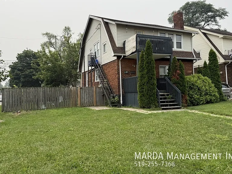 197 Hanna St E #195 — Photo 2