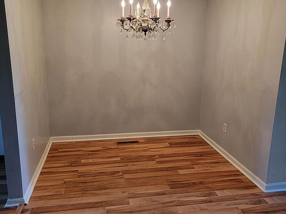 2nd image of 625 Country Club Dr APT H5