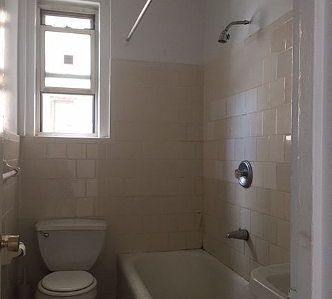 3rd image of 36 Plaza St E APT 9E
