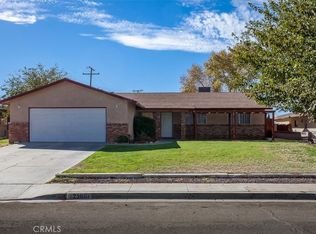 25807 Cherryhill Dr, Boron, CA 93516