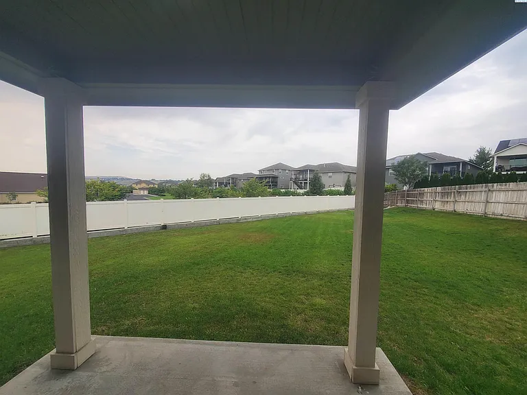 10260 W 18th Ct — Photo 26