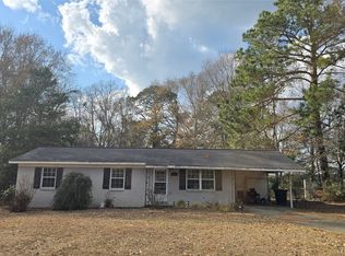 111 N Lincoln St, Geneva, AL 36340