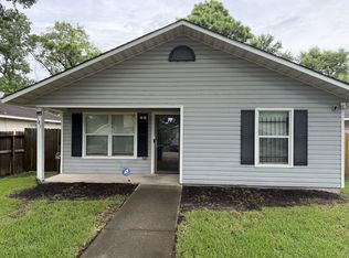 11811 Greenmesa Dr, Houston, TX 77044